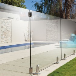 Barrière de piscine en verre sans poteau